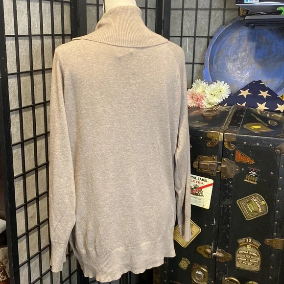 - Vila Milano Neutral Beige Cowl Neck Sweater - Picture 5 of 8